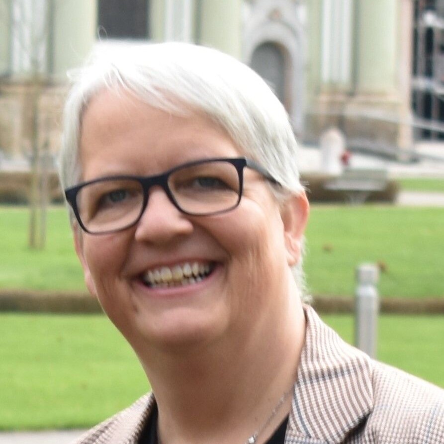 Claudia Oertle